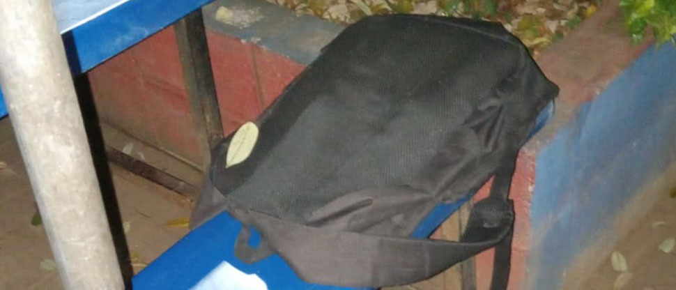 Buscan a dueño de mochila encontrada en el estadio Óscar Quiteño