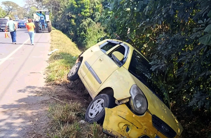Accidente deja una persona herida en Chalchuapa, Santa Ana