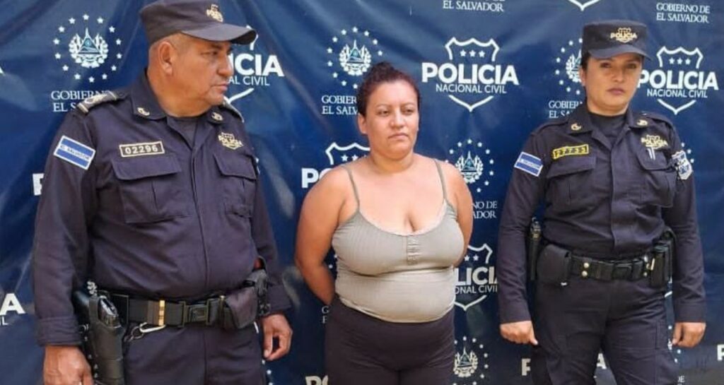 Capturan a peligrosa pandillera en Sonsonate