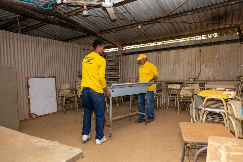 Programa Dos Escuelas por Día avanza sin descanso con la renovación 445