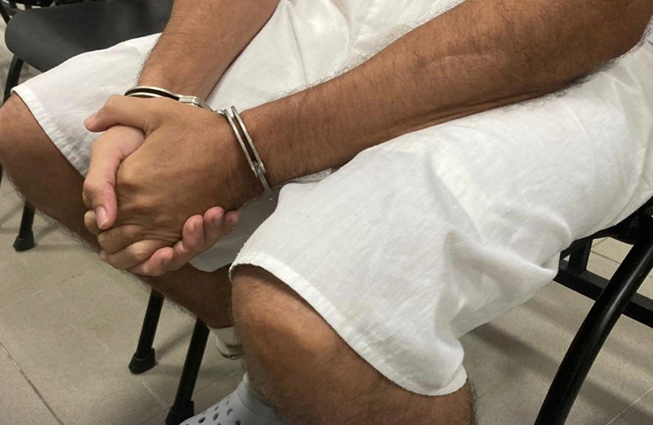 Convenció a una compañera de trabajo de invertir en un negocio y la estafó con $24,000