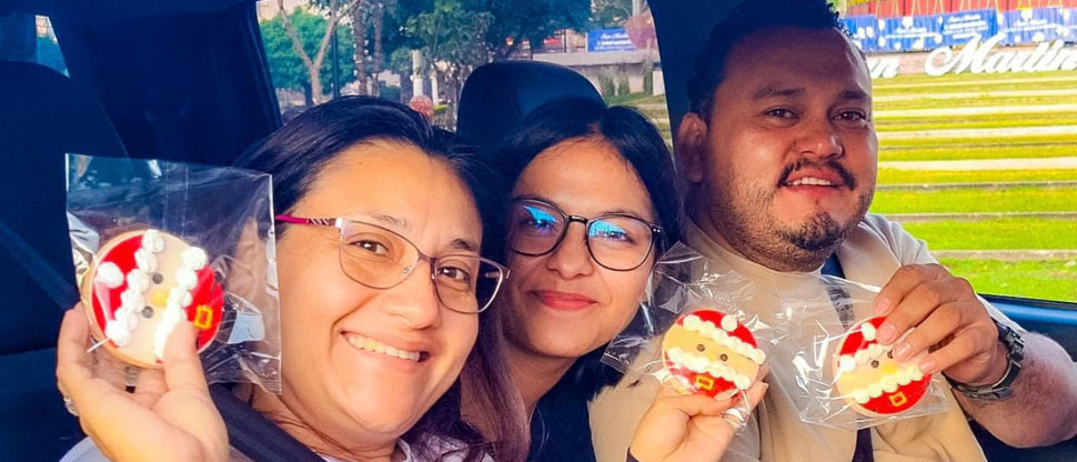 Alcaldía de San Salvador entrega 50,000 galletas de Navidad