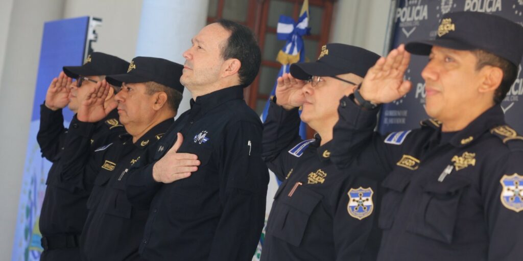 Reconocen labor de veteranos de la Policía Nacional Civil