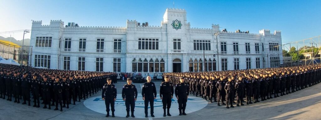 Más de 1,300 agentes de la PNC reciben ascenso a cabo