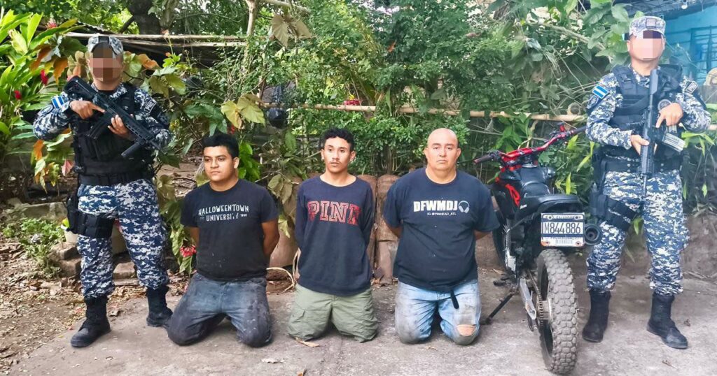 Capturan en flagrancia a red de «roba motos»