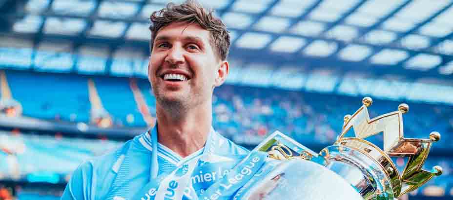 Jugador del City no jugará contra el Real Madrid tras lesionarse por poner el árbol de Navidad