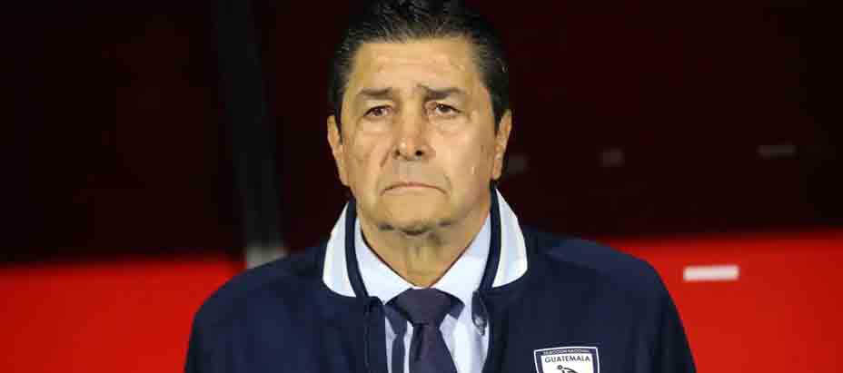 Luis Fernando Tena se queda con Guatemala