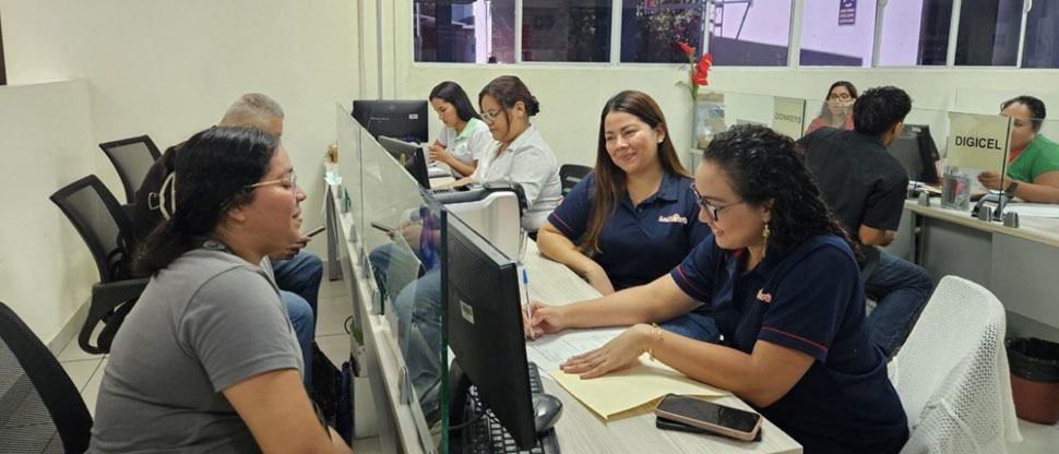 Este lunes se lleva a cabo otra jornada de lunes de empleo
