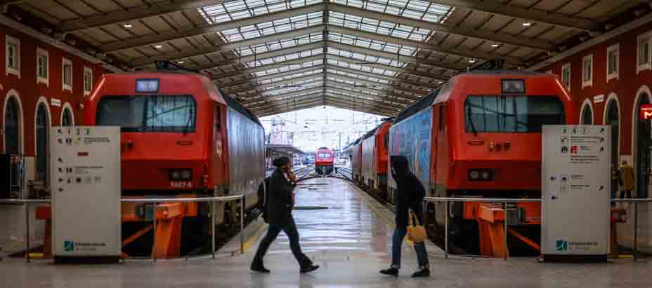 Portugal vive paro en los servicios de trenes y aerolíneas