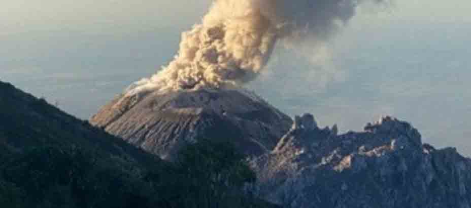 GUATEMALA: alertan a turistas por actividad del volcán Santiaguito