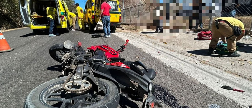 Auxilian a motociclista y su acompañante que se accidentaron en Cabañas
