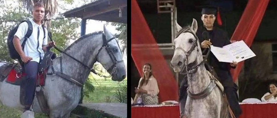 Joven llega a su graduación junto a su caballo que lo llevó todos los días a su centro de estudios
