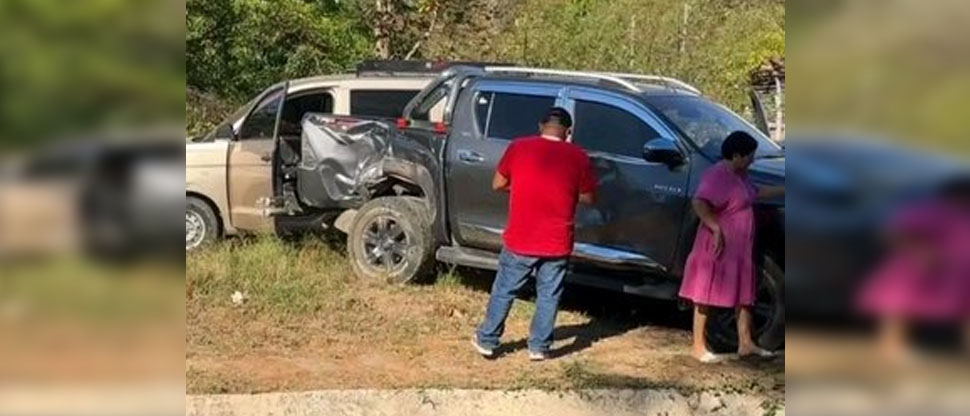 Conductores ocasionan fuerte accidente en Morazán