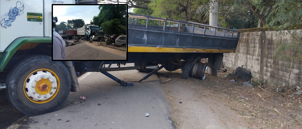Conductor se accidenta tras falla mecánica de camión en carretera Troncal del Norte