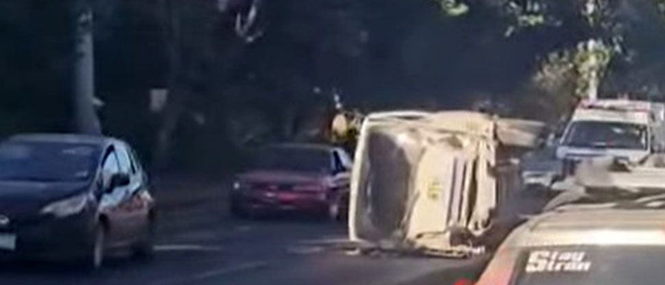 Reportan otro vehículo volcado, esta vez en carretera a frontera San Cristóbal