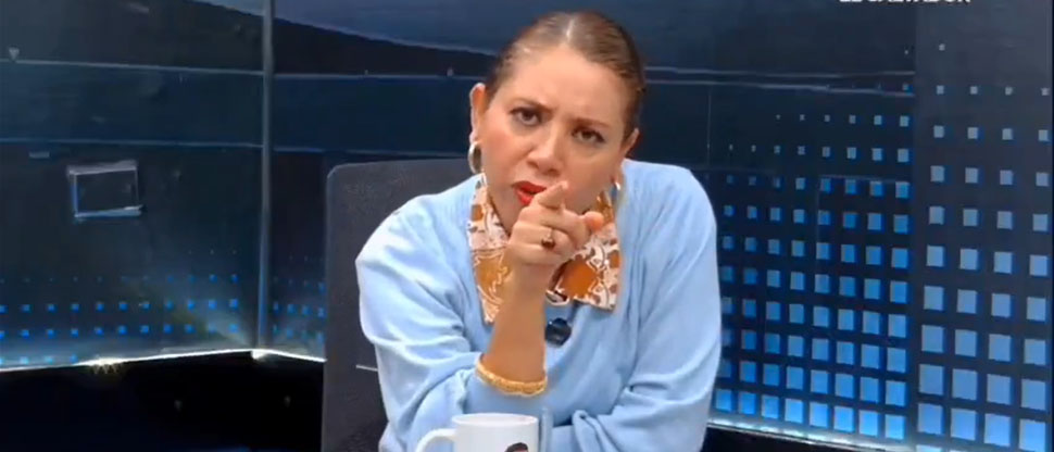 Para la abogada Bethy Arana los zapatos que entregaba el FMLN eran mejores 