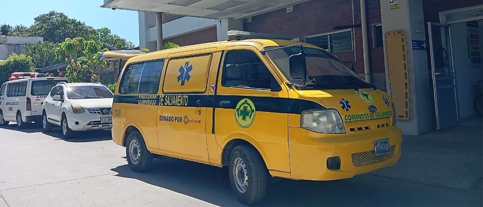 Trabajador sufre fuerte caída mientras daba mantenimiento a red eléctrica en Quezaltepeque