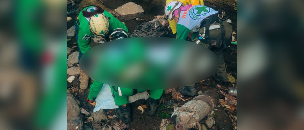 Recuperan cadáver encontrado en quebrada en la urbanización Santísima Trinidad