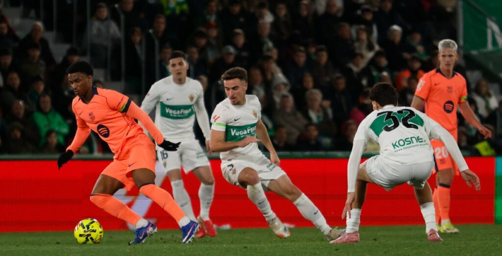 El Barcelona se «empacha» contra el Elche  