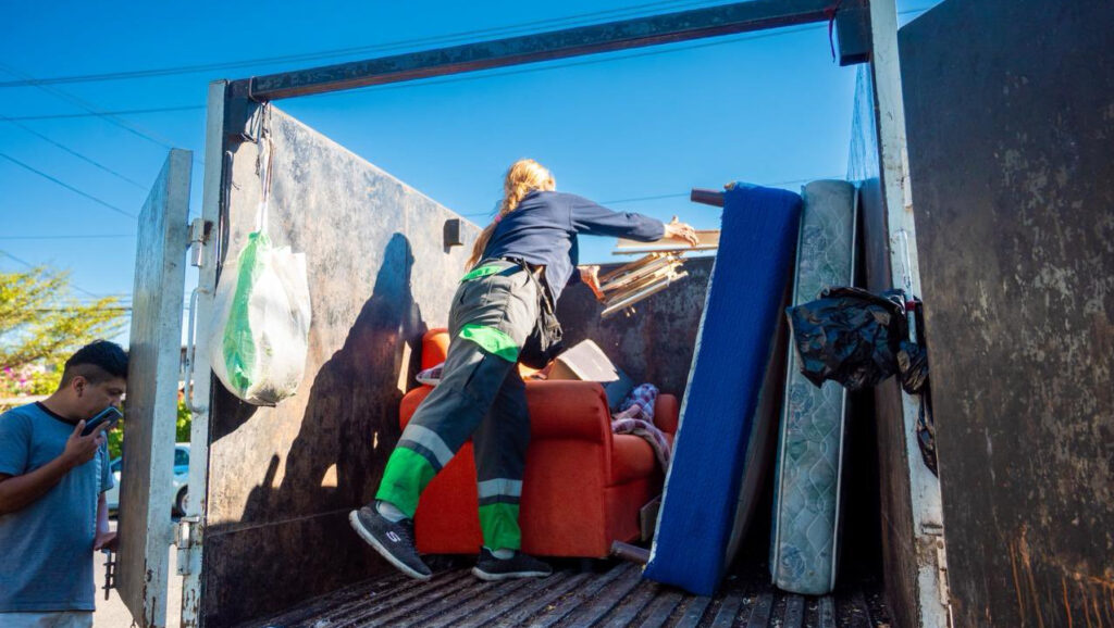 Alcaldía capitalina te ayuda a retirar muebles y objetos de gran tamaño que ya no utilizas