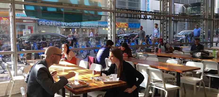 EEUU: lesionan a vigilante de comida rápida en Times Square