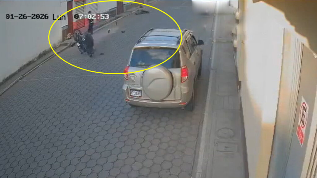 Guatemala: motociclista muere tras perder el control e impactar contra una pared
