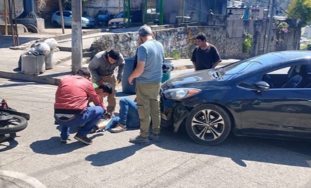 Motociclista resulta lesionado en accidente de tránsito en Antiguo Cuscatlán