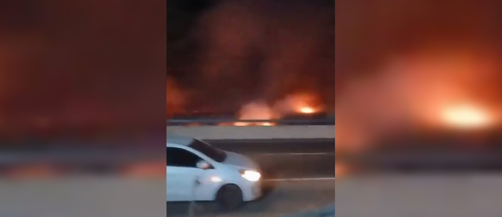 Reportan voraz incendio a un costado de la carretera hacia Zacatecoluca