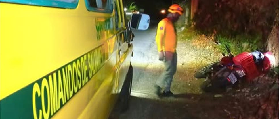 Motociclista termina en el hospital tras accidentarse en Sensuntepeque