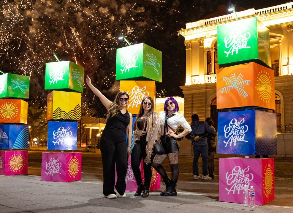 Turistas nacionales y extranjeros se fueron al Centro Histórico tras disfrutar del concierto de Shakira