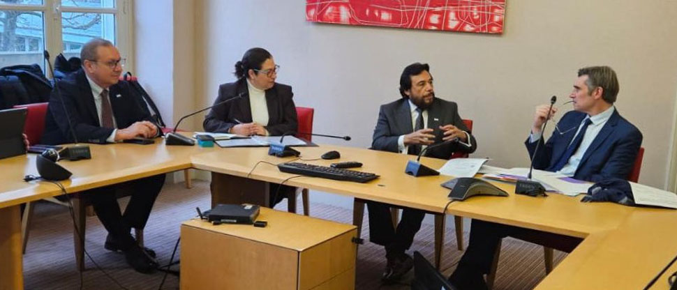 Vicepresidente Félix Ulloa fortalece el diálogo político entre El Salvador y Francia