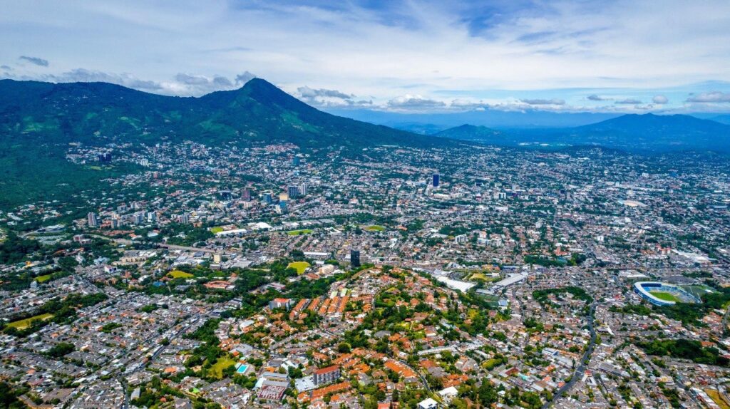 Cielos despejados y sin probabilidades de lluvias se esperan para este domingo según MARN