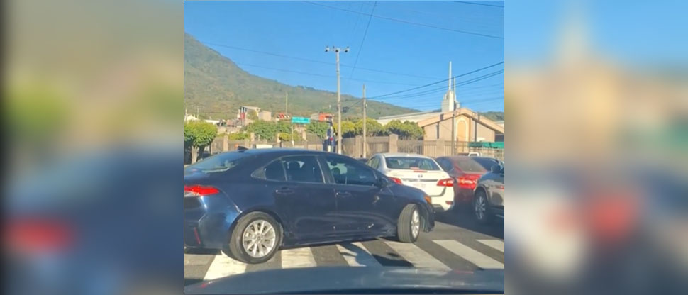 3 Doritos Después: sancionan a conductor y 2 motociclistas por detenerse en zona peatonal