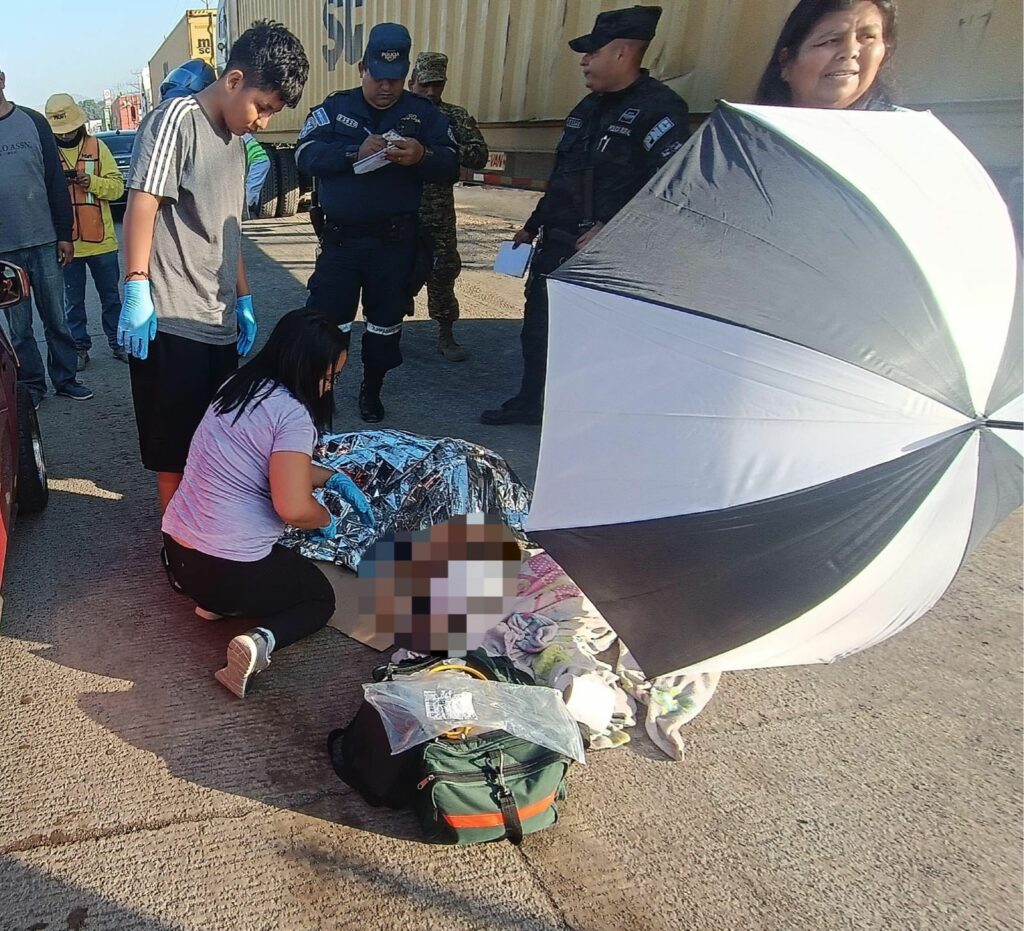 Abuelito sufre fracturas al ser atropellado en la entrada a la arenera