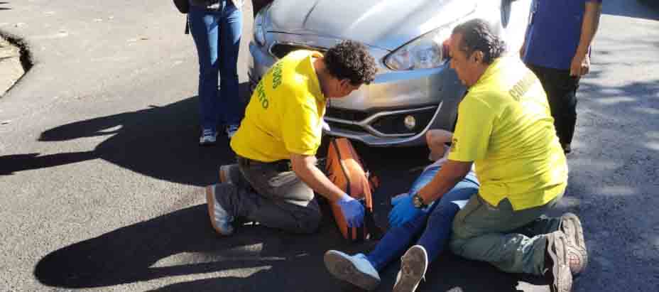 Conductor lesiona a peatón de la espalda tras accidente