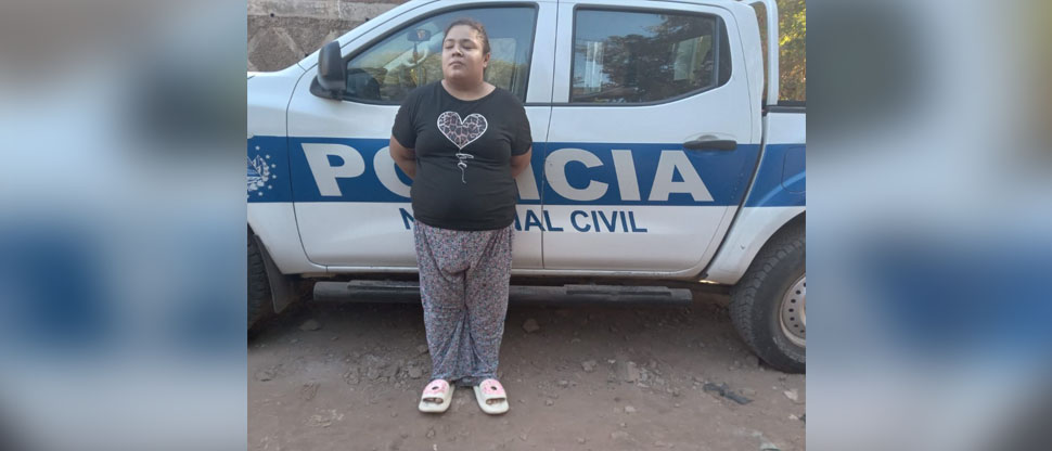 PNC captura a mujer tras agredir a su sobrina de seis años con un cuchillo