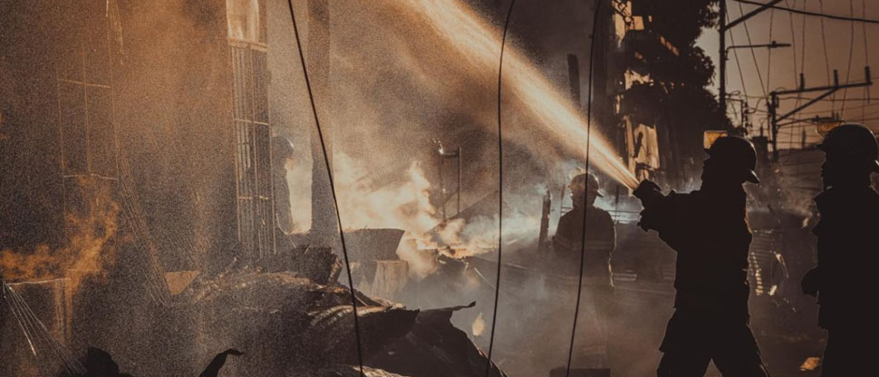 Paso cerrado en el sector donde se originó el incendio en el centro de San Salvador