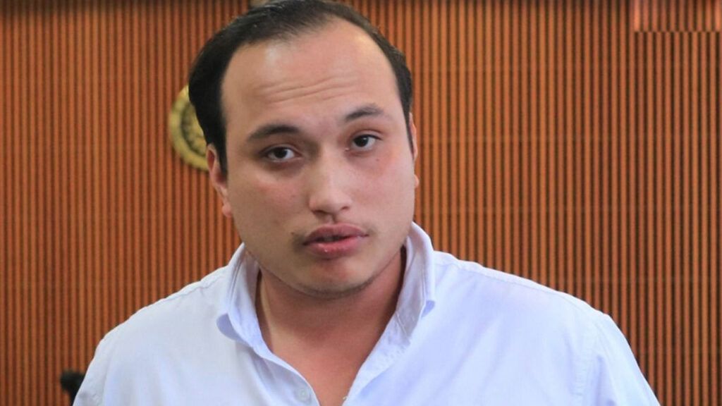 Andaba un paquete de marihuana suficiente para fabricar más de 150 cigarrillos