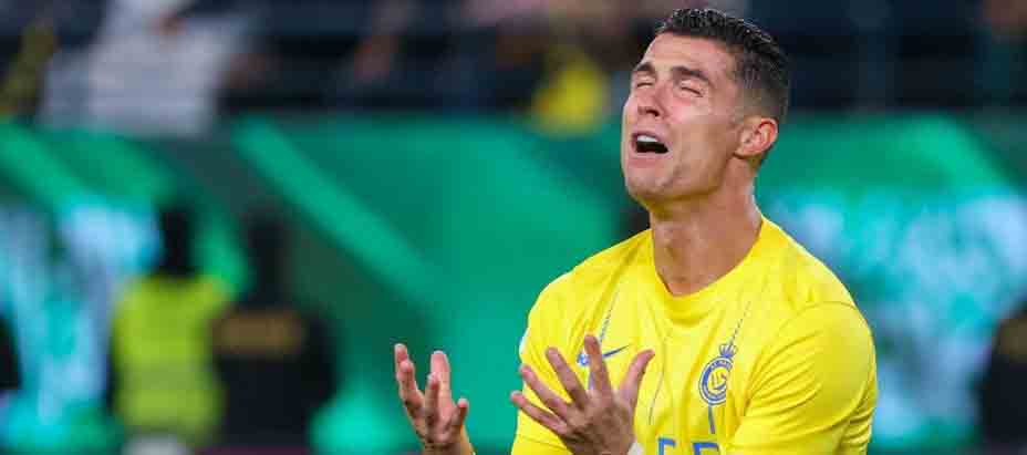 Cristiano Ronaldo falla penal y sale lesionado 