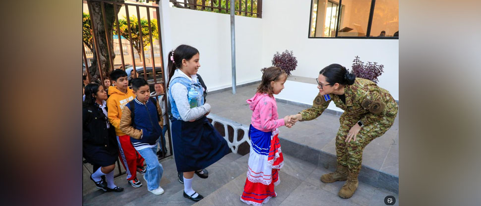 Ministra de Educación destaca incremento en matrícula de las escuelas públicas para este 2026