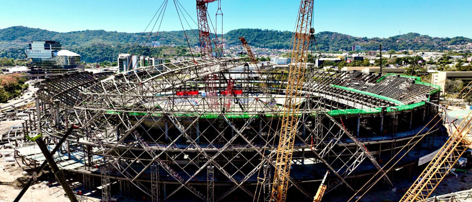 Terminan de poner la estructura metálica del nuevo Estadio Nacional