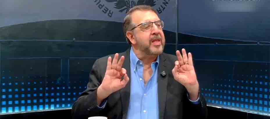 Fortín Magaña confirma que está considerando la candidatura presidencial