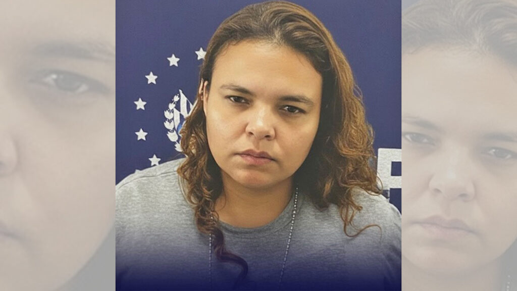 Andaba un manojo de drogas en su cosmetiquera y ahora enfrenta a la justicia