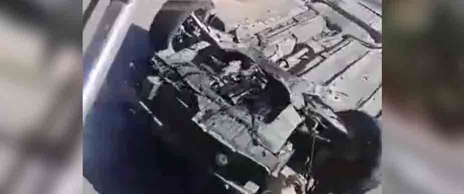 Reportan carro volcado en la curva de El Papaturro