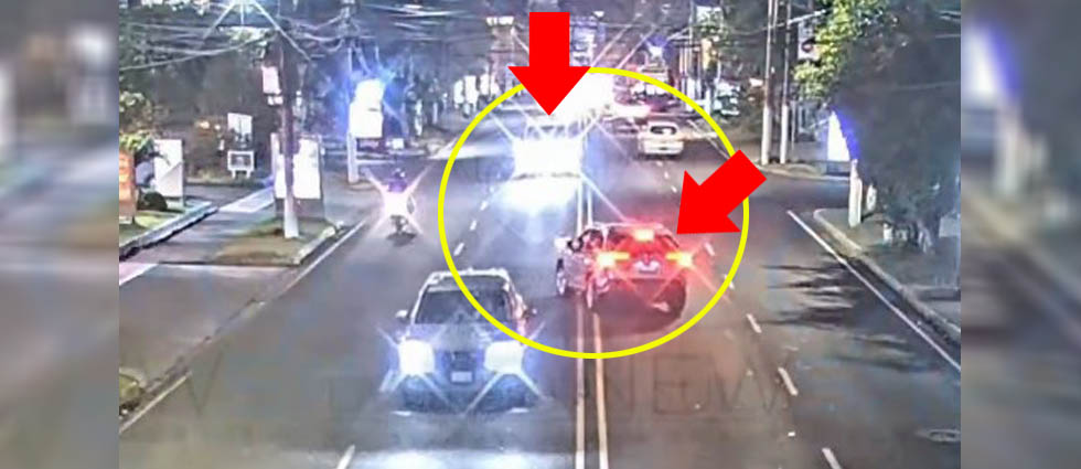 Automovilista cruza la doble línea amarilla y provoca choque en Santa Tecla
