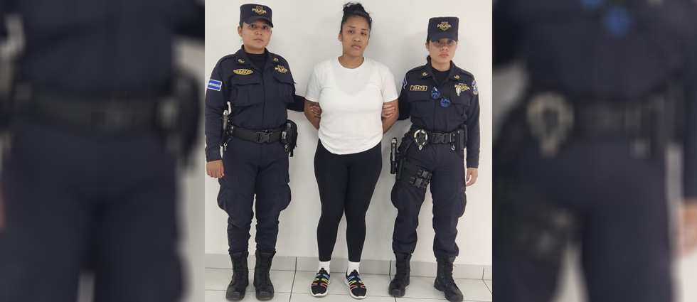 Arrestan a hondureña colaboradora de la MS: «Exigía dinero a comerciantes que ingresaban a una colonia»