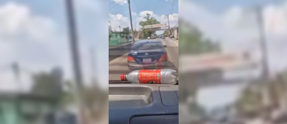 $250 en multas para conductor que manejó describiendo curvas y se disputó la vía