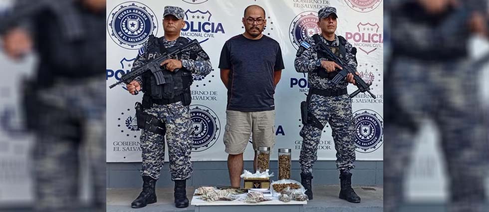 Capturan a sujeto en gasolinera de Soyapango con abundante droga y más de $6 mil en efectivo