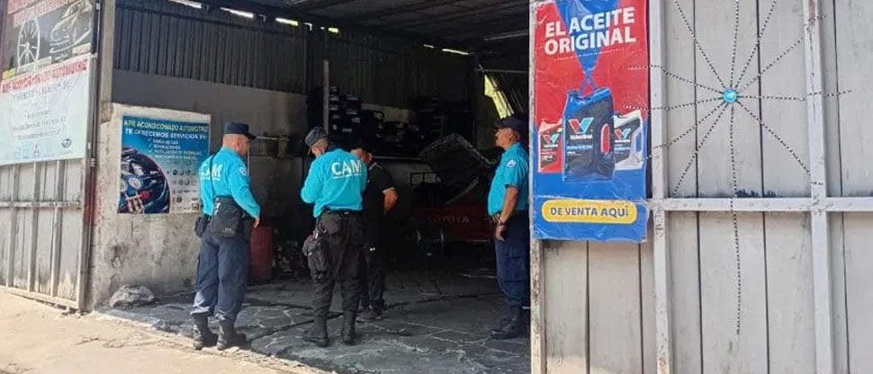 Realizan operativo para verificar legalidad de negocios en carretera a Los Planes de Renderos