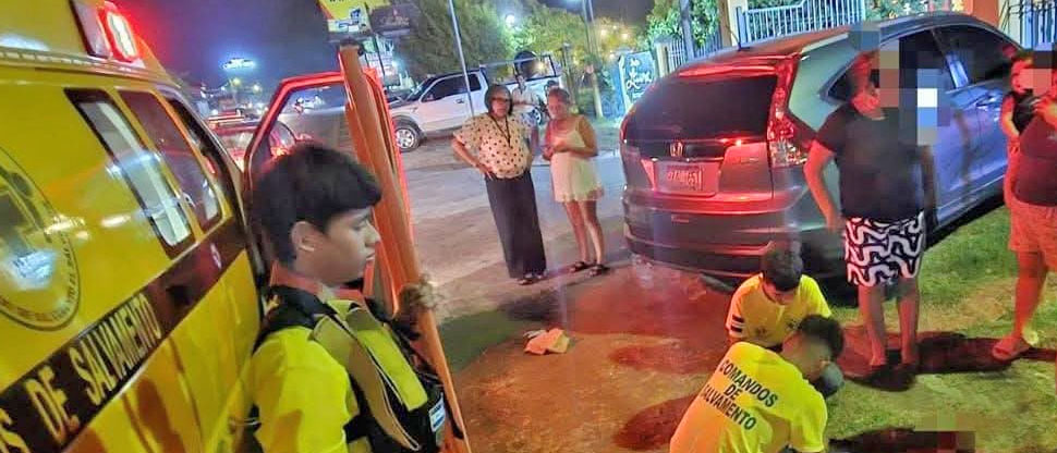 Auxilian a hombre que fue atropellado en Sonsonate